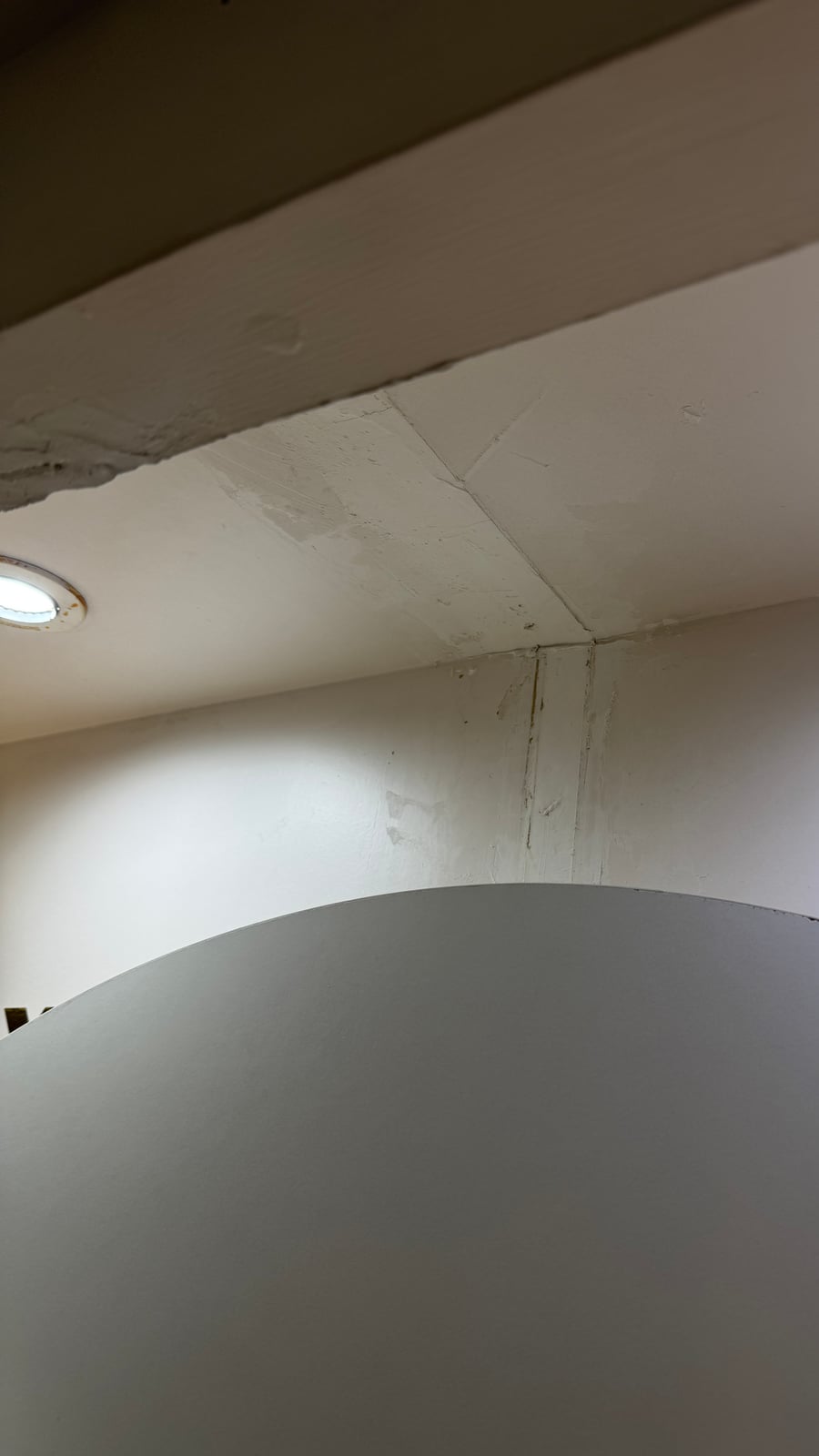 Ceiling corner above the display unit after installation